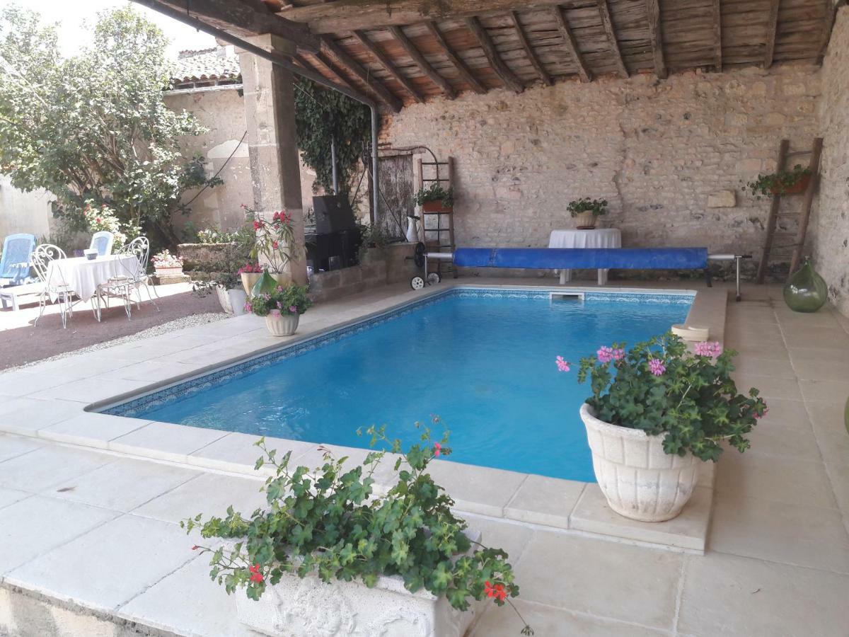 Chérac La Charentaise Ch D'Hotes ,Studio מראה חיצוני תמונה